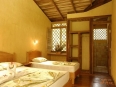 Laguna Lodge